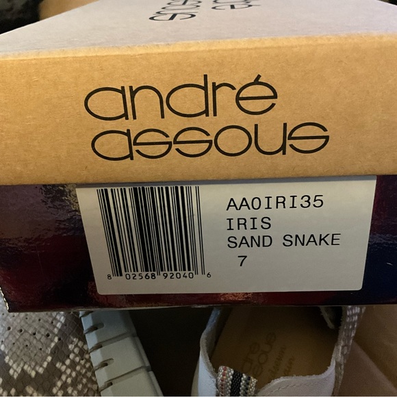 New Andre Assous Iris snake print leather sneakers 37 7 1” platform $189 - Picture 9 of 10